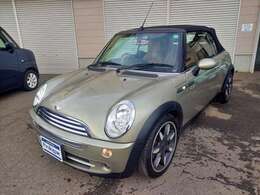 電動オープンで楽々オープンカーです♪