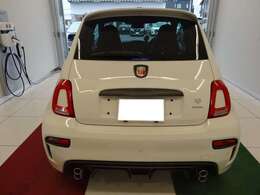 弊社ではご納車してはじめてお客様とのお付き合いが始まると思っております。点検・車検やお気軽にお問い合わせ下さい。正規ディーラーならではのクオリティーでご安心してカーライフをお楽しみ頂けます。