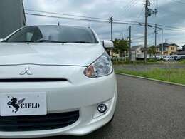 株式会社シエロは、ヘッドライトのクリアな視界を維持するためにヘッドライトコートの施工を承っております。安全なドライブをサポートし、車の美観も維持します。お気軽にご相談ください。