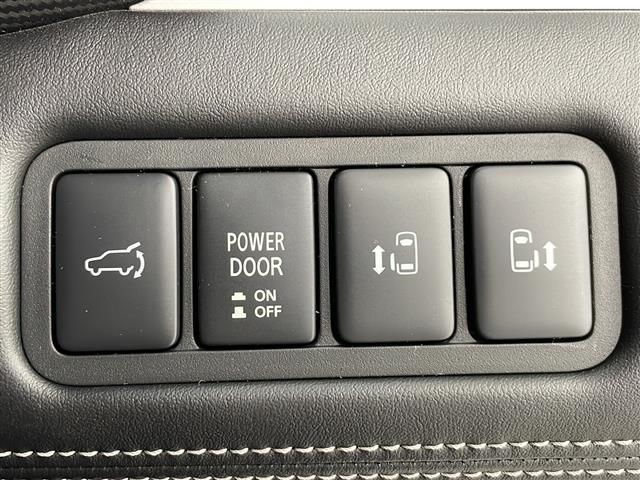 【運転席操作部】快適なドライブを楽しむための機能が装備されています！運転席から触れるので、使いやすいです！除菌プランいれていただくと、さらに清潔で安心していただけます！