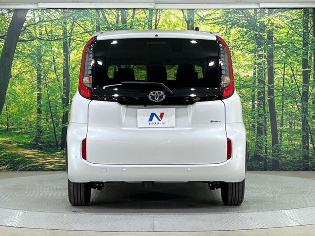 安心の最長10年・走行無制限保証（有償）をご用意。保証内容も充実はもちろん、無料点検＆オイル交換や、年中無休の全国・24時間ロードサービスも付帯されておりますのでご安心下さい。