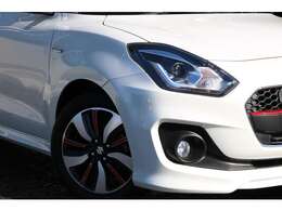 大胆に進化した躍動感のあるスタイルとしながら、歴代スイフトが磨き続けたハンドリング性能を向上。