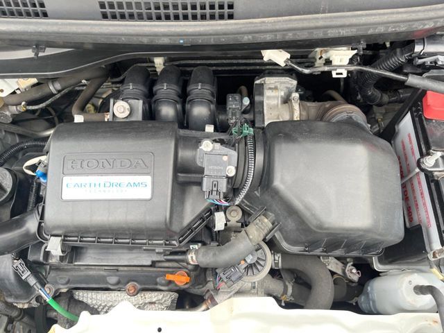 親切・丁寧な専門メカニックスタッフが応対！・車検・点検整備・事故等の修理などアフターサービスも安心。お車のカスタマイズもネクステージのサービススタッフまでご相談ください！