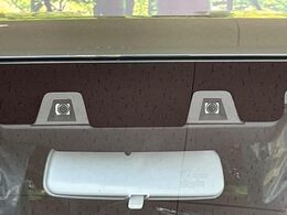 【スズキ　セーフティサポート】走行中に前方の車両等を認識し、衝突しそうな時は警報とブレーキで衝突回避と被害軽減をアシスト。より安全にドライブをお楽しみいただけます。