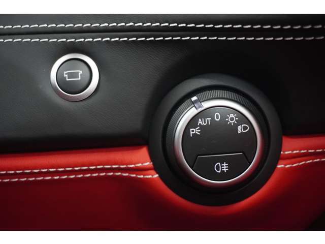 どんな些細な事でも構いませんのでお車に関する詳細等まずは　TEL：072-242-8135までお気軽にお問い合わせ下さい！