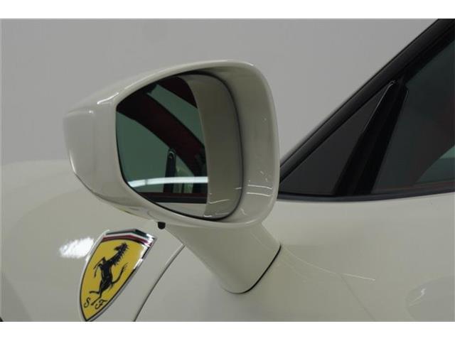 陸送納車可能です。自社積載車にて大切にお運びいたします。