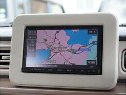 【ナビ】ナビ付いてます。初めての旅先やドライブでも安心して目的地まで案内してくれます。お近くのスズキ自販島根までお越しください。