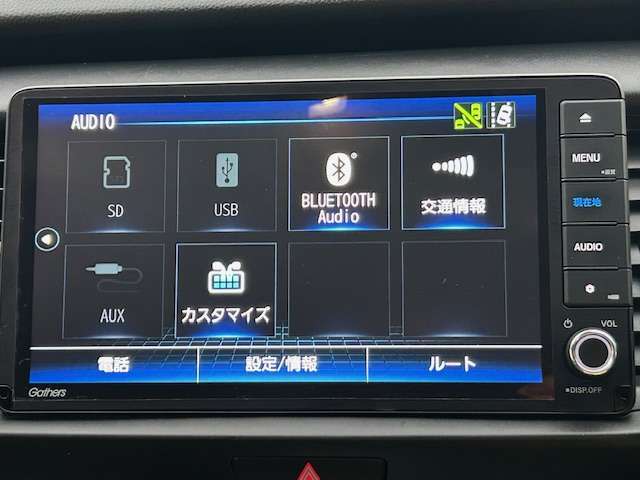 純正SDナビ、フルセグTV付き、Bluetoothオーディオ・ミュージックサーバー・DVDビデオも再生可能です！ナビ付き条件でお探しの方は必見です！