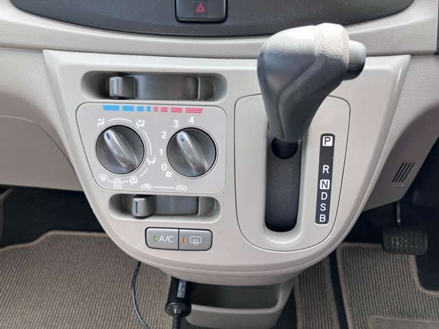 【ポケットカーズが選ばれるワケ】☆☆　高価買取　☆☆　お車乗り換えの際の下取りはもちろん お客様の愛車の買い取りまで行います！