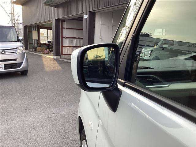 ■□■□■ アフターサービスもお任せ下さい！！ 自社整備工場を完備しております！！ 国土交通省指定整備工場なので車検も最短45分で終わります♪ ■□■□■