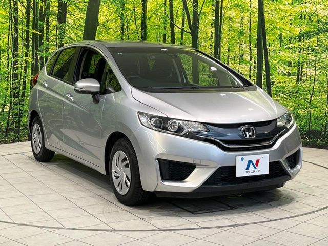 大好評のボディコーティング「弾スプラッシュコート」もご納車までに施工可能。通常のガラスコートと異なる、耐久年数6年の無機質ガラスコーティングが、ボディをキレイな状態に保ってくれます。