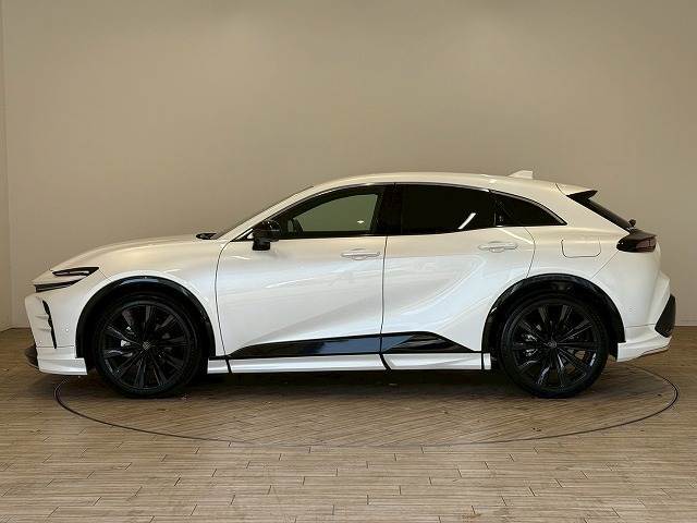 純正オプションや、その他カスタマイズのご相談も大歓迎。市販パーツの取り付けなど車検が問題ないレベルまで、お客様の「こだわり」を実現させます。