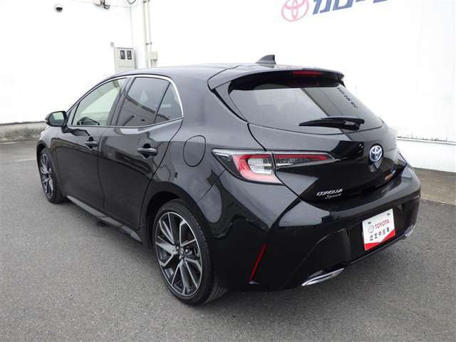 トヨタ認定中古車保証付！（1年間、距離無制限　HV車はHV保証付）　別途延長保証もご用意しております♪　ぜひ現車を確認にご来店ください