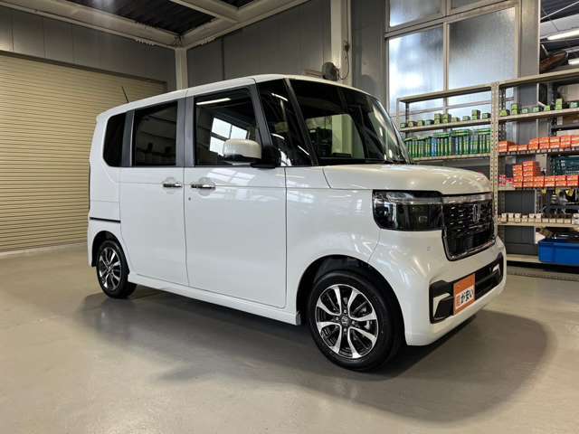 中古車でも安心！オプションプランにて最長3年まで保証を延長できるプレミア保証！日本全国で使える延長保証です。詳しくは、スタッフまでお尋ね下さい。