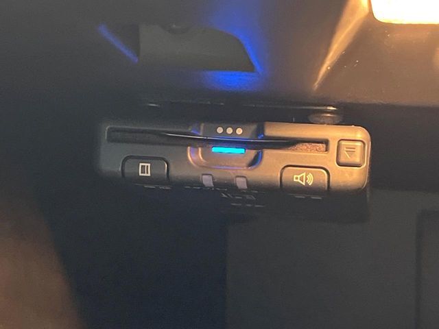 ●ETC車載器（アンテナ分離型音声案内タイプ）：お引き渡し時には再セットアップを実施後、お渡しいたします。マイレージ登録に関してもお気軽にスタッフまでお尋ねください。