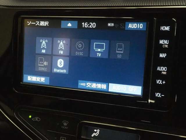 Bluetoothや、フルセグテレビもご覧いただけます。