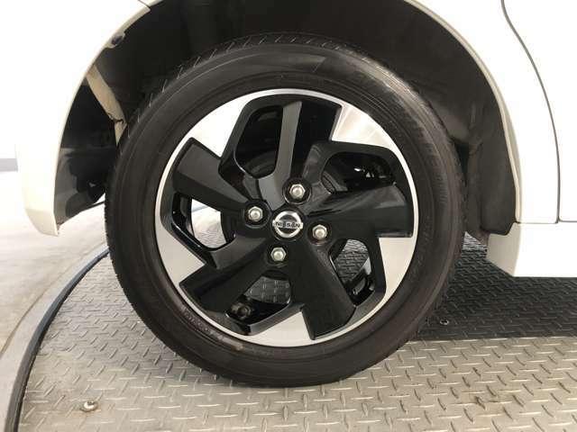 タイヤサイズは155/65R14です♪