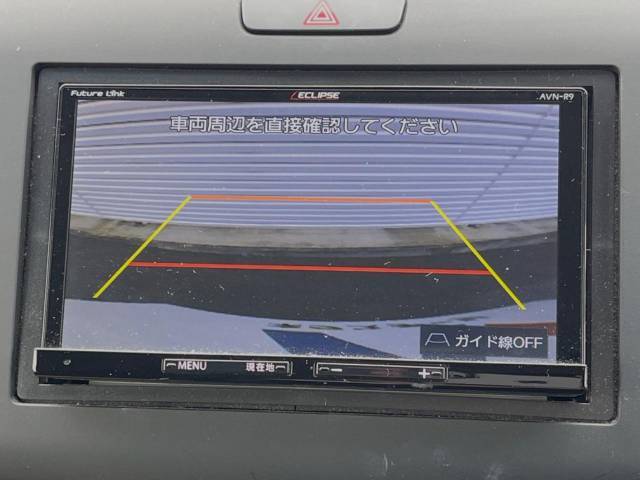 【バックカメラ】駐車時に後方がリアルタイム映像で確認できます。大型商業施設や立体駐車場での駐車時や、夜間のバック時に大活躍！運転スキルに関わらず、今や必須となった装備のひとつです！