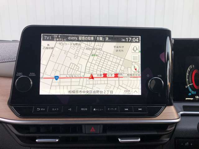 ハンズフリーフォン、VICS（FM多重）、ボイスコマンド、Bluetooth対応、USB接続、HDMI接続、Apple CarPlay ・ Android Auto　連携機能、AM/FMラジオ、NissanConnect サービス対応、iPod対応