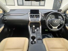 グループ総在庫数約30，000台！！全国の系列店からメーカー・車種問わずご紹介出来るので、あなたにピッタリのお車が見つかるはずです♪まずはお問い合わせ下さい☆