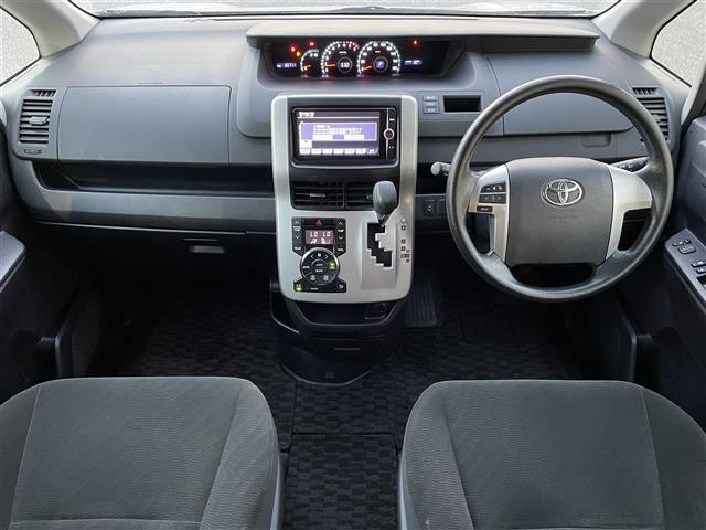 ◆平成25年式10月登録【ヴォクシー】が入荷致しました！！