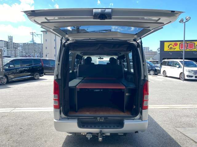 彦根インターからお車で3分とアクセス便利！近くには有名観光地の彦根城もありますので、観光と合わせてのご来店も良いですね♪活気溢れる自慢のスタッフがお客様のご来店をお待ちしております！