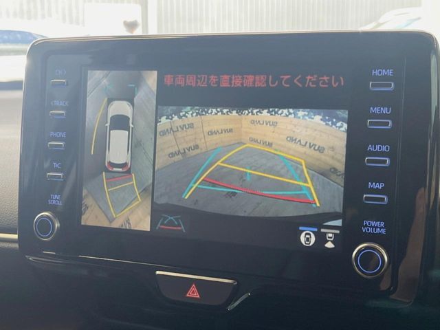 【パノラミックビューモニター】専用のカメラにより、上から見下ろしたような視点で360度クルマの周囲を確認することができます☆死角部分も確認しやすく、狭い場所での切り返しや駐車もスムーズに行えます。