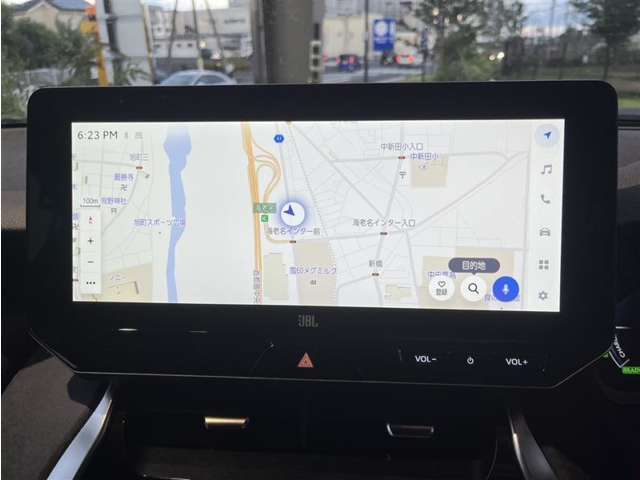 いまや必須装備「ナビゲーション」搭載！知らない場所にスイスイッとドライブ。もう、これなしではハンドルを握れませんね！でも運転中の操作は危険ですのでご注意ですね☆