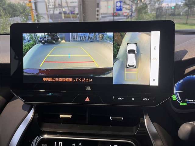 いまや必須装備「ナビゲーション」搭載！知らない場所にスイスイッとドライブ。もう、これなしではハンドルを握れませんね！でも運転中の操作は危険ですのでご注意ですね☆