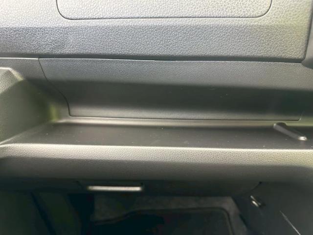 国産車から輸入車まで多様なお客様のニーズのお応えできるように、全国規模で豊富な在庫展開！車のことならWECARSへ！