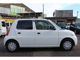 禁煙車！タイミングチェーン！社外ナビ！禁煙車！キーレス！保証付！！