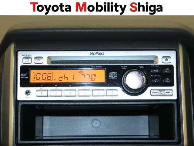 CD/ラジオチューナーが装着されています。