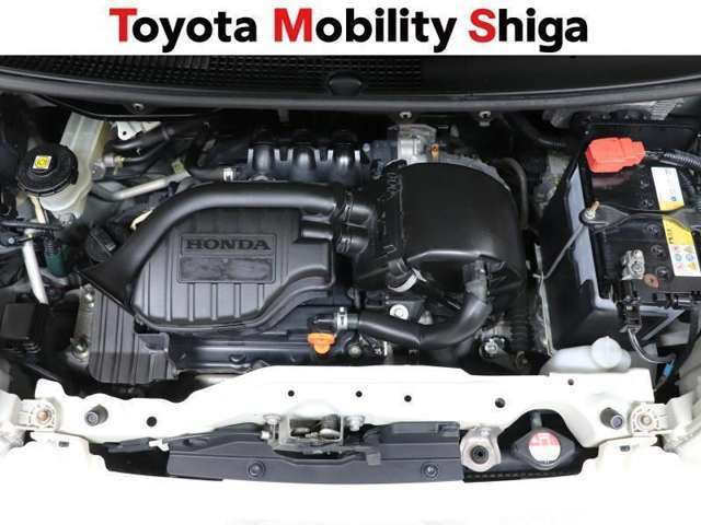 エンジンル-ムも綺麗に洗浄しております。ご納車時にはしっかりメンテナンスを行ってからご納車致します。