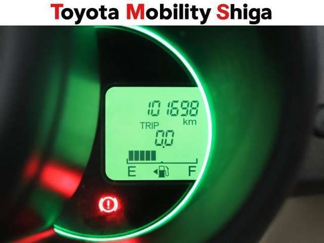 写真撮影時の走行距離です。最大3年間の長期保証もご用意しております。安心してたくさんドライブをお楽しみください♪