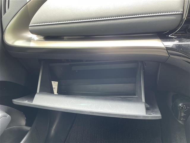 せっかく見つけたお気に入りの1台を遠いからとあきらめてほしくない！遠方でも陸送納車承れます。