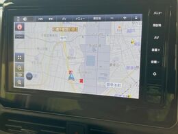 【純正ナビ】人気の純正ナビを装備。オーディオ機能も充実しており、Bluetooth接続すればお持ちのスマホやMP3プレイヤーの音楽を再生可能！毎日の運転がさらに楽しくなります！！