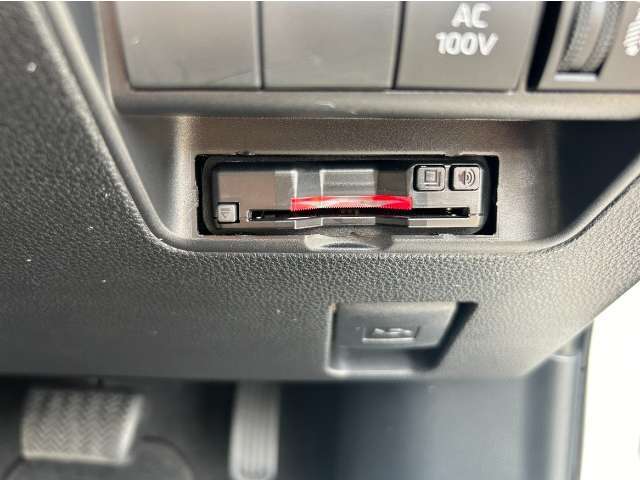 【ETC車載器】お持ちのカードを入れていただければ、そのままお使いいただけます！セットアップ作業をしてご納車いたします。