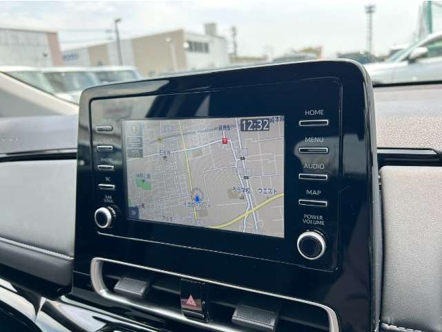 【純正ナビ】トヨタ純正ナビがついています！