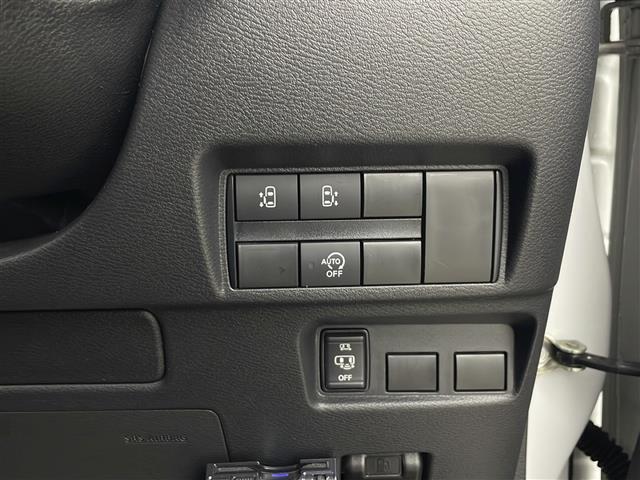 【運転席操作部】快適なドライブを楽しむための機能が装備されています！運転席から触れるので、使いやすいです！除菌プランいれていただくと、さらに清潔で安心していただけます！