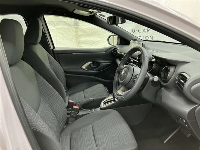 見通しのよいすっきりとした視界で、誰でも運転しやすいです。運転のしやすさは疲れにくさにも繋がりますよ♪