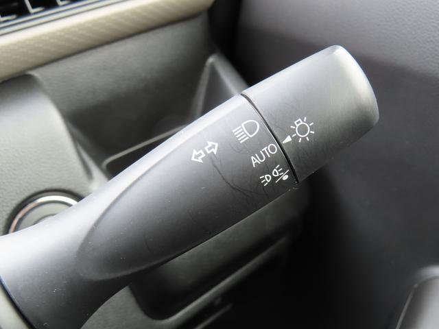 【オートライトシステム】車外の明るさに応じて自動でライトを点灯・消灯させます！