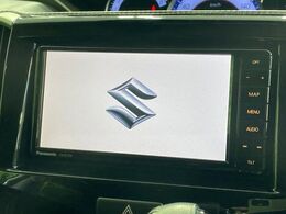 【純正ナビ】人気の純正ナビを装備。オーディオ機能も充実しており、Bluetooth接続すればお持ちのスマホやMP3プレイヤーの音楽を再生可能！毎日の運転がさらに楽しくなります！！