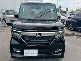 ★お客様へのメッセージ3★私たちが一番大切にしたいのは、お客様との末永いお付き合いです。購入頂いた後も、車談義に花を咲かせたり、販売後も点検や整備、車検等でしっかりとメンテナンスさせていただく事。