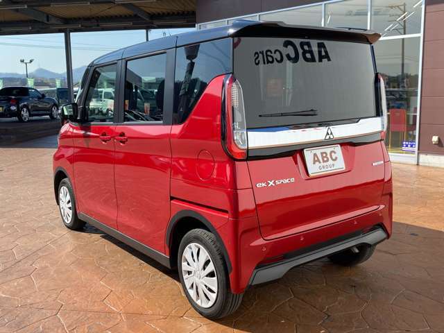 全国納車可能です。地域によっては陸送費がかかりますのでお問い合わせください。