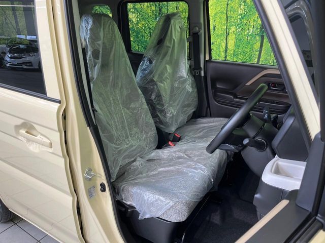 もちろん車内はキレイです♪よりクリーンな状態をキープしたいお客様には『ナノゾーンコート』がおすすめ！新型コロナウイルス対策や、除菌・消臭に効果を発揮し多くの方にご好評いただいております。