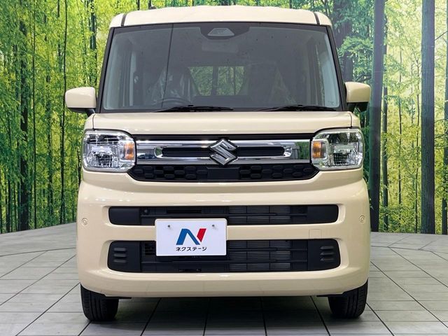 弊社では、全車『修復歴なし』のお車のみ取り扱っております。専任バイヤーによる厳選した仕入れの後、入庫後の車両チェックを行い、ネクステージが認定した高品質な中古車をご提供しております。