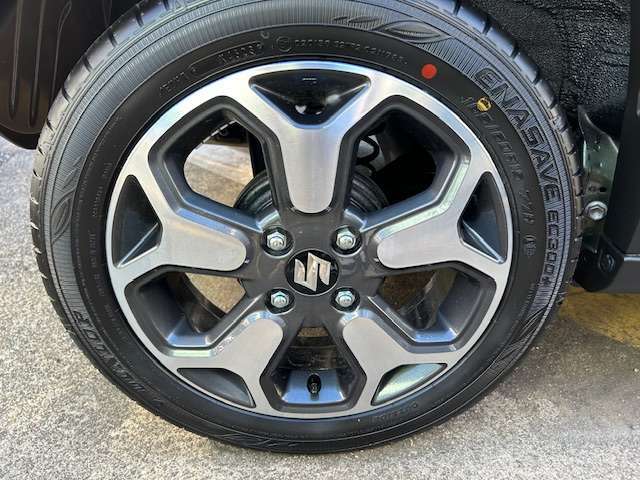 ☆当社の中古車の特徴☆　当社の中古車はお客様からの下取り車両や社用車が中心です。中間マージンが発生しないためお安くお渡しができます！
