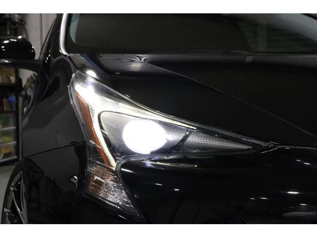 ☆純正LEDヘッドライトで夜間ドライブ時の視認性アップ☆
