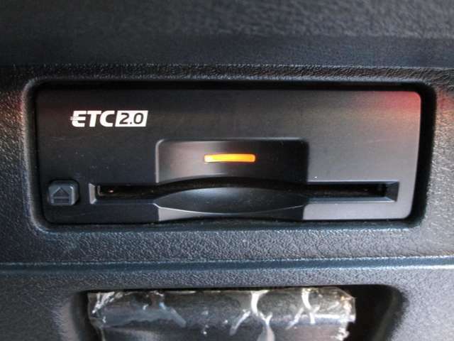 ETC2.0装備♪従来のETCの高速利用料金の収受だけではなく、渋滞回避や安全運転支援といったドライバーに有益な情報を提供してくれます♪