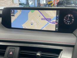 【純正メーカーナビ】装備でフルセグTV視聴やBluetooth等充実装備。